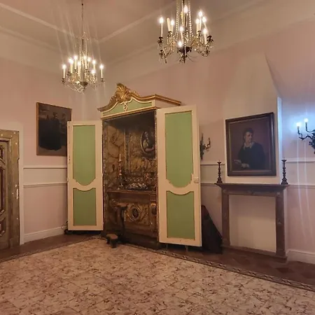 Art House Venusio Luxury מלון אהבה